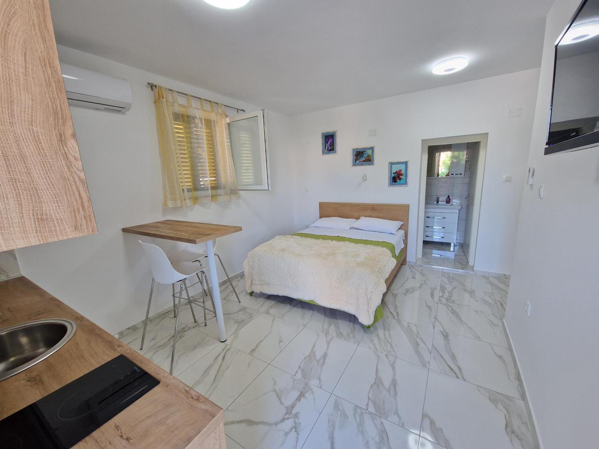 Sunce Apartment Vrbnik Exterior photo